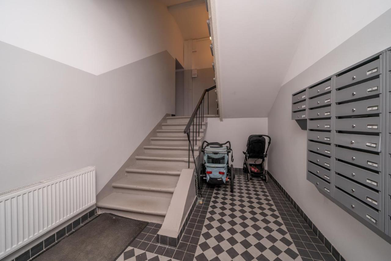 Trendy Top-Floor Stay In Heart Of Riga, Near Bars & Culture Buitenkant foto