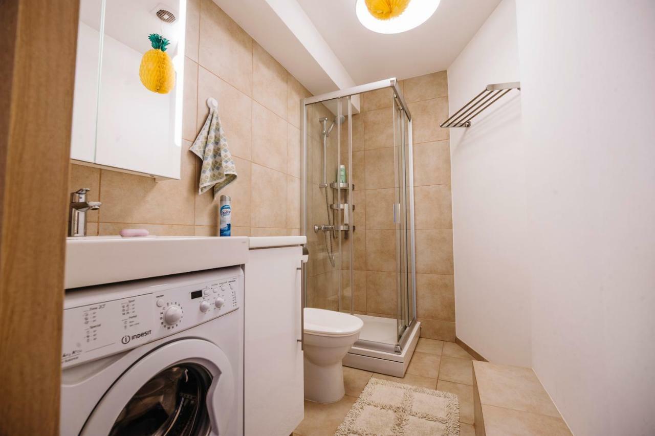 Trendy Top-Floor Stay In Heart Of Riga, Near Bars & Culture Buitenkant foto